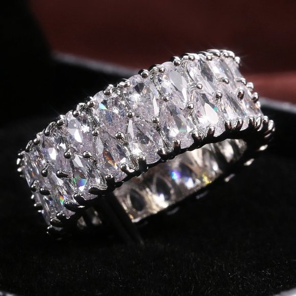 💎 Round Full Zircon Stone Dazzling Luxury Finger Rings for Women, PD121 - Picture 1 of 13